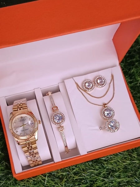 Empress Time With Bracelet Set