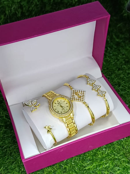 Empress Time With Bracelet Set